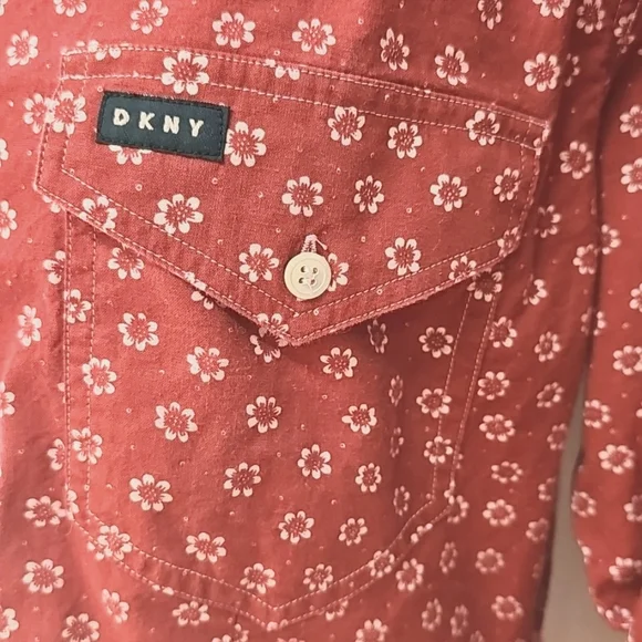 Vintage DKNY Muted Red Floral Button Down Shirt Vneck, Chest Pockets - Picture 3 of 9